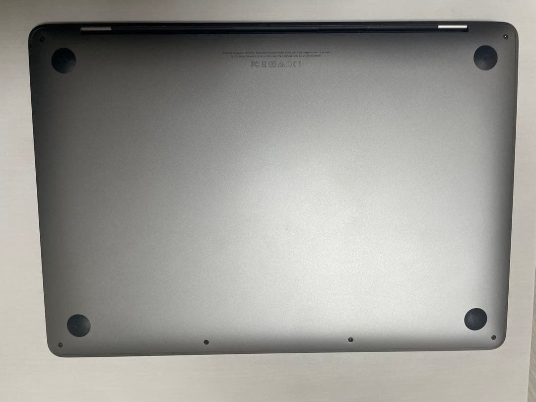 MacBookPro 2016 /13インチ/Core i5/8GB ハブ付き