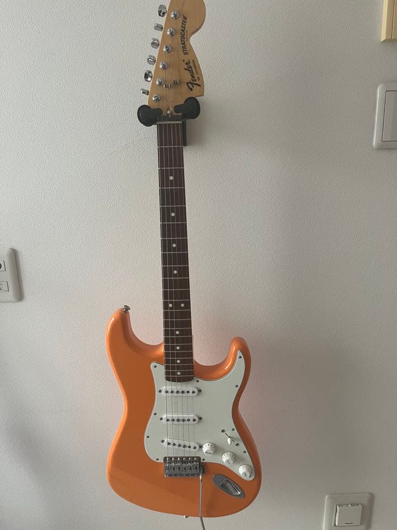 Fender ストラトキャスター　Capri Orange