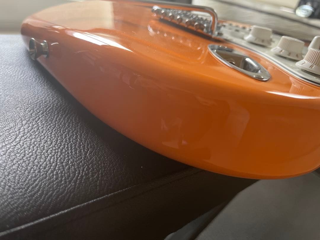Fender ストラトキャスター　Capri Orange