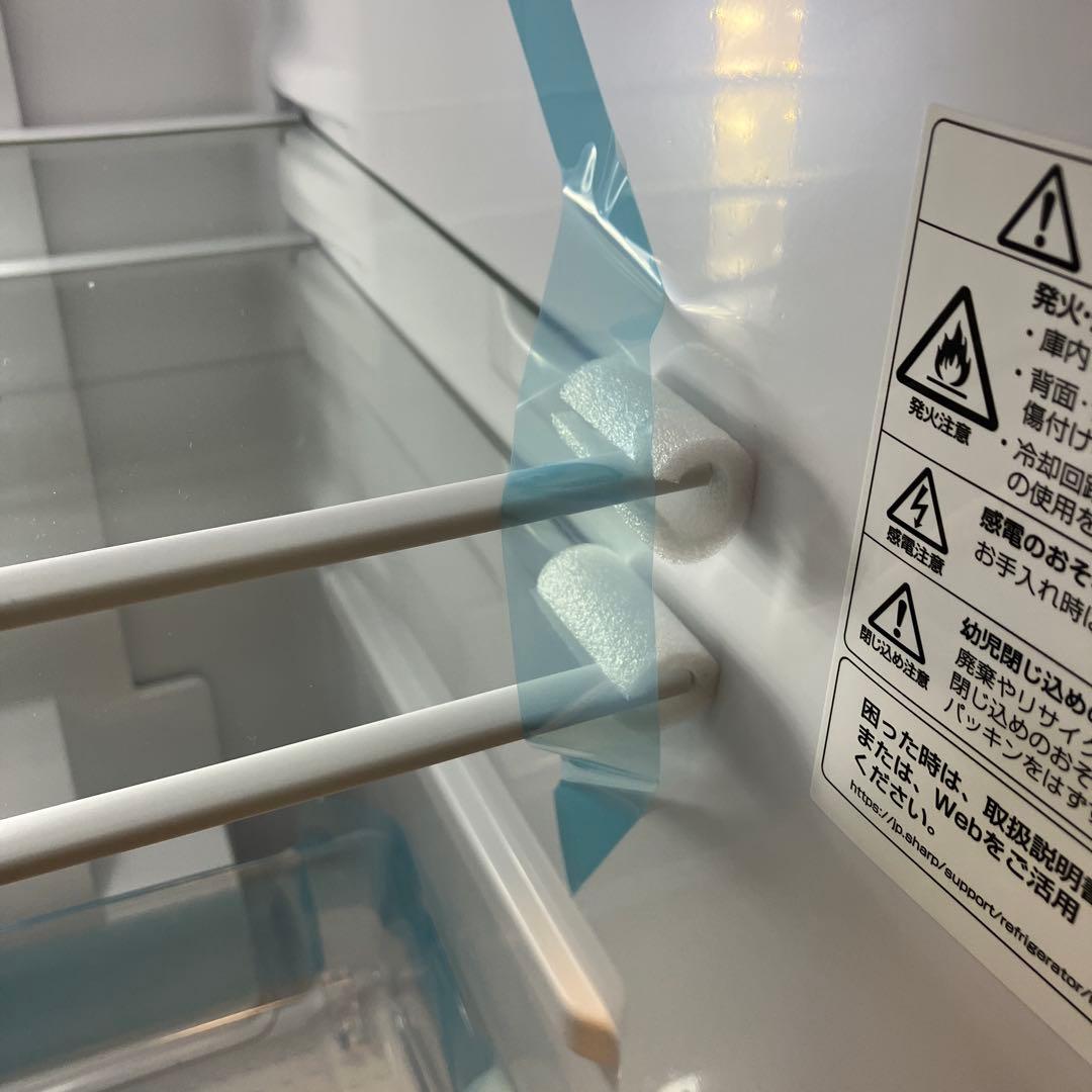 冷蔵庫　シャープ　152L ドア左右付替可能