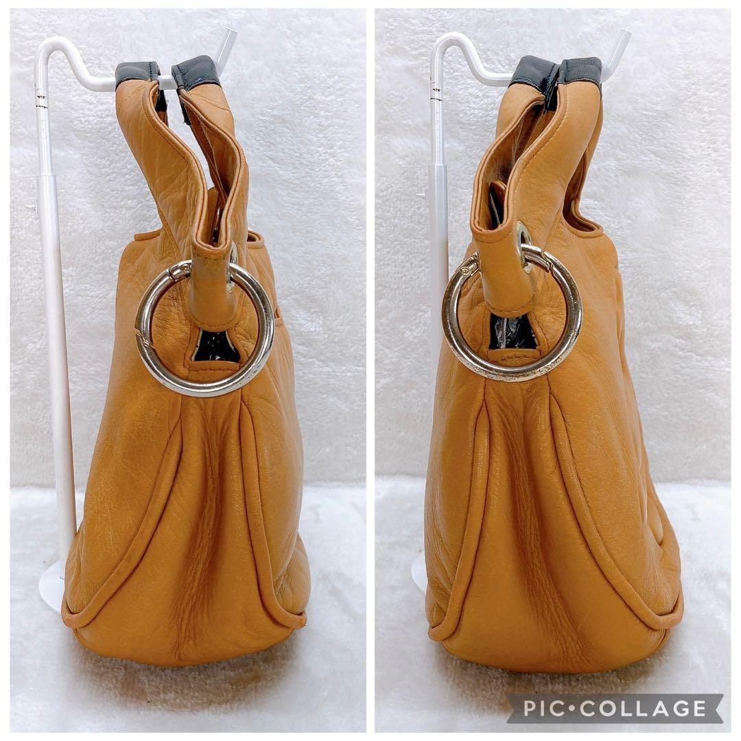 Vivienne Westwood ショルダーバッグ オーブ エンボス レザー