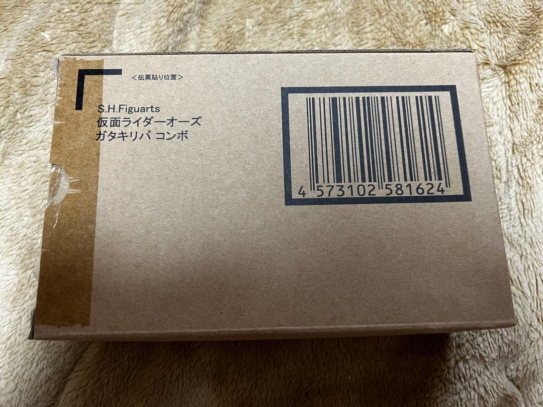 S.H.Figuarts 真骨彫製法 仮面ライダーオーズ ガタキリバコンボ