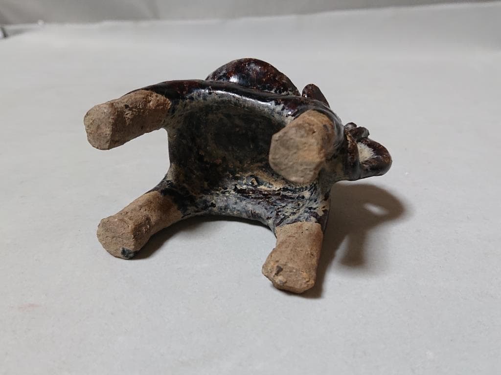 コレクター収集　タイ　コーノイ窯　渇釉　象形灯火器造形物　15～16世紀