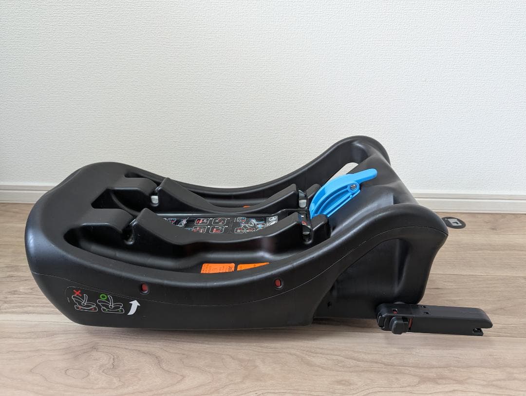 Joie i-baseとi-Snug