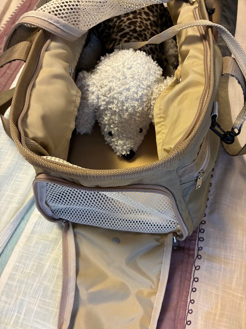 匿名送料込美品⭐︎DGDLベージュ ペット用キャリーバッグ 多機能