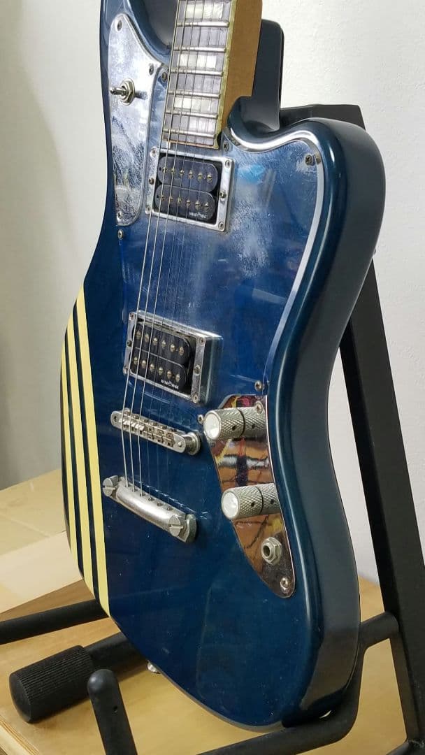 Bacchus SURF HANDMADE ジャガーシェイプ エレキギター