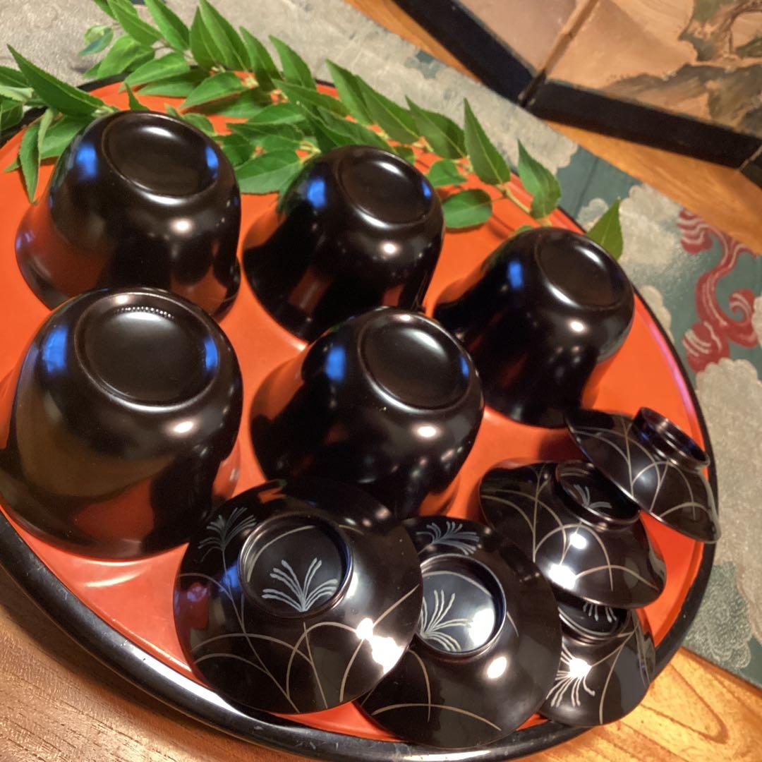 Ａ1019木製輪島塗椀　懐石道具　黒塗　秋草蒔絵　箸洗　小吸い物　　5客