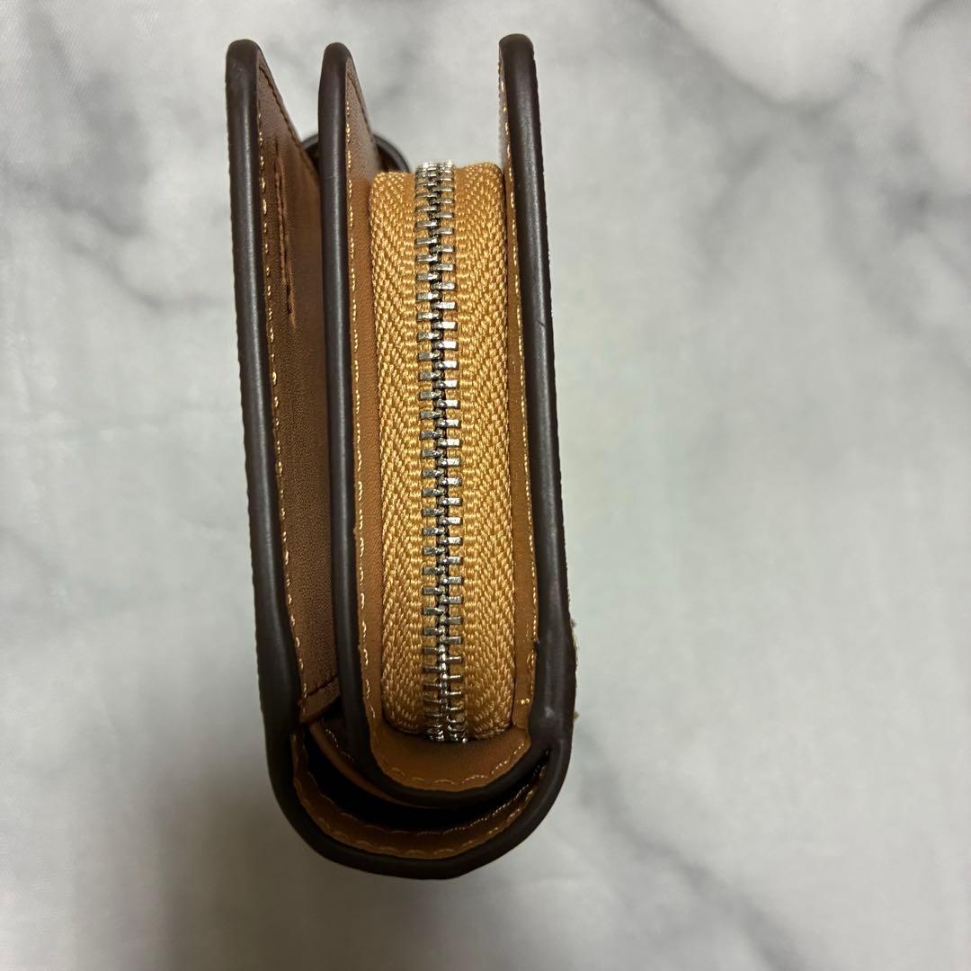 レア✨新品✨ COACH コーチ 二つ折り財布 シグネチャー ライトブラウン