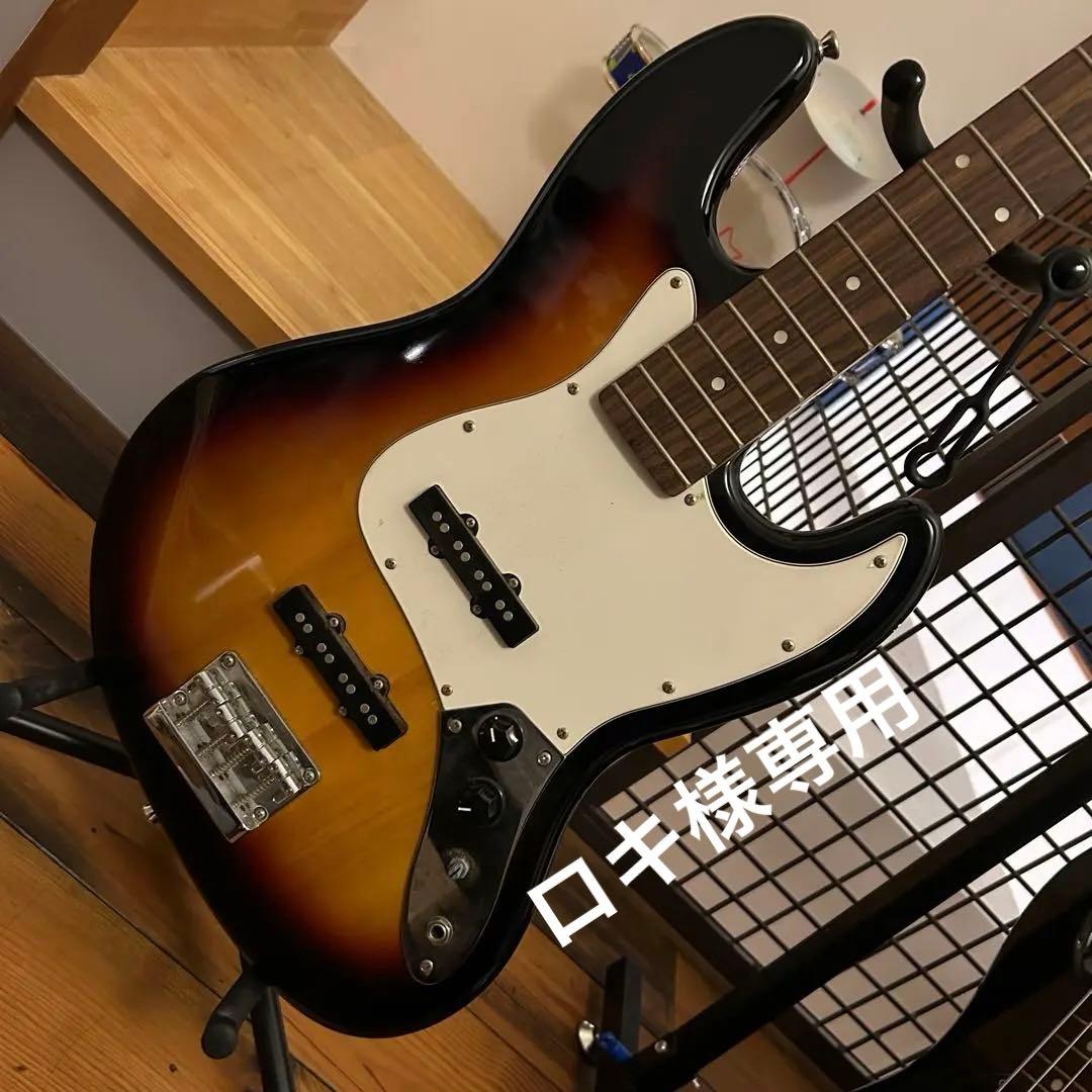 ロキ　リバースヘッドジャズベース