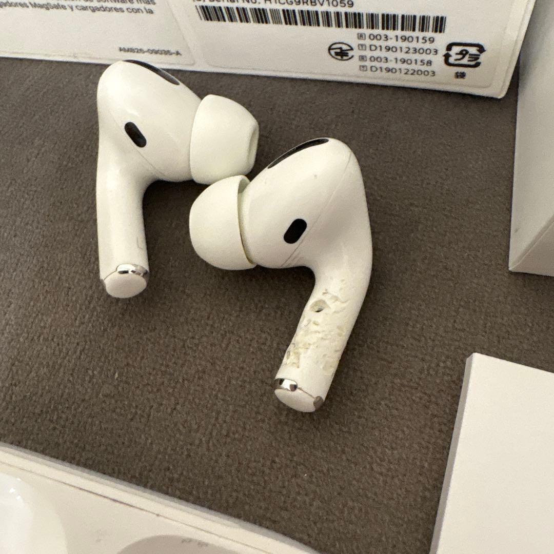 Apple AirPods Pro 本体 充電ケース付き