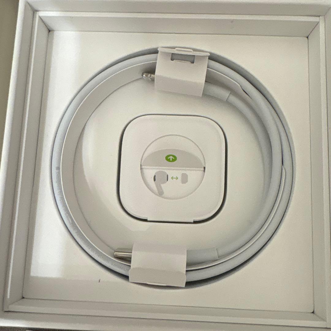 Apple AirPods Pro 本体 充電ケース付き