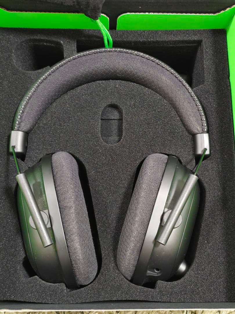 Razer BlackShark V2 Pro ワイヤレスゲーミングヘッドセット