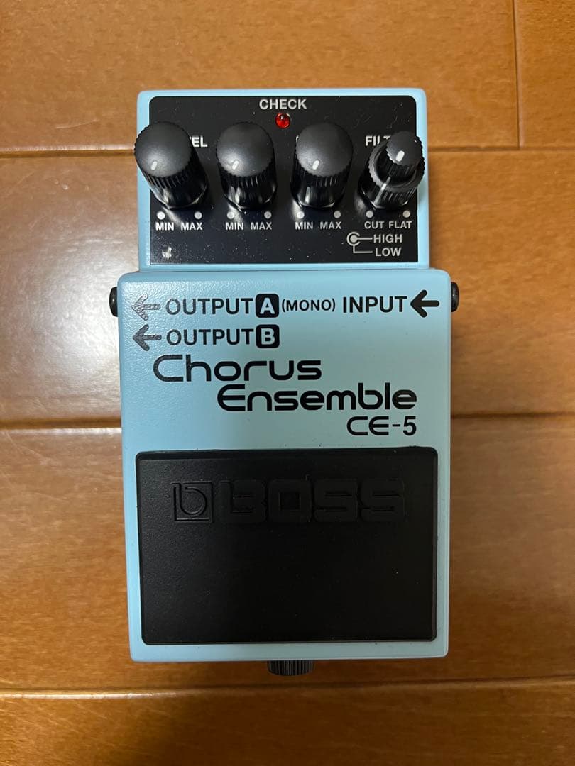 ZOOM G2 FOUR & BOSS CE-5 セット