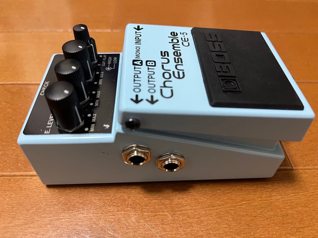 ZOOM G2 FOUR & BOSS CE-5 セット