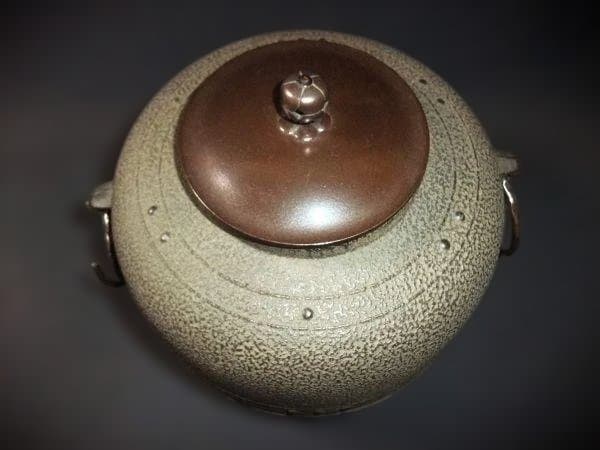 茶釜 万代屋釜 釜師「西向竹軒」作 西向竹軒 鉄製 風炉釜 鉄釜