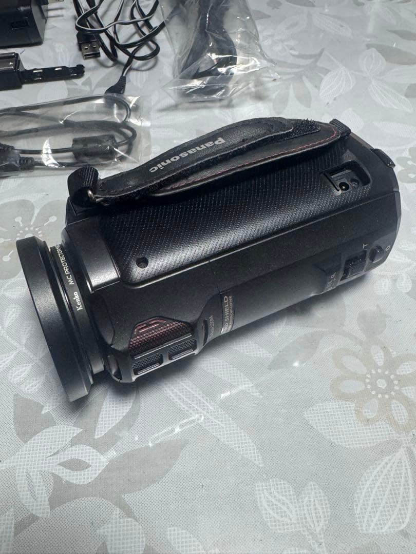 パナソニック　4Kビデオカメラ　HC-VX985M