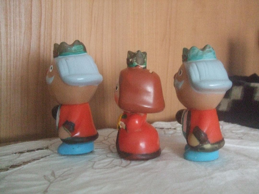 サモン★王様2個＆お妃さま1個★ ソフビ人形 ★貯金箱 ★3体セット