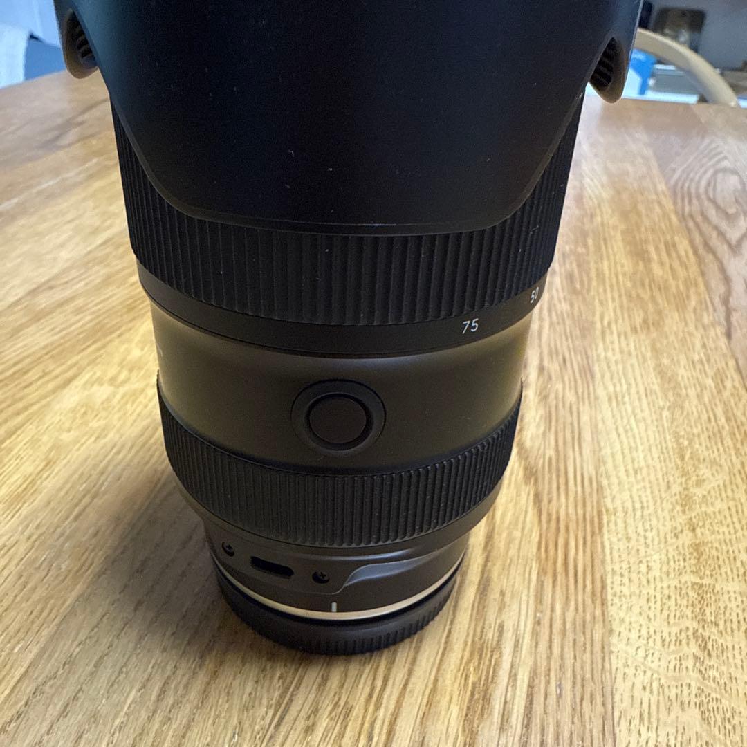 TAMRON 28-75mm F2.8 ズームレンズ