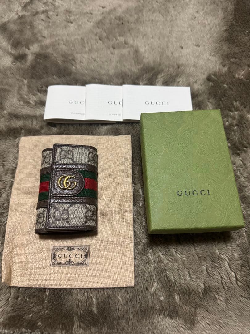 GUCCI　6連キーケース　GG柄