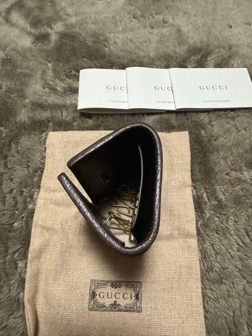 GUCCI　6連キーケース　GG柄