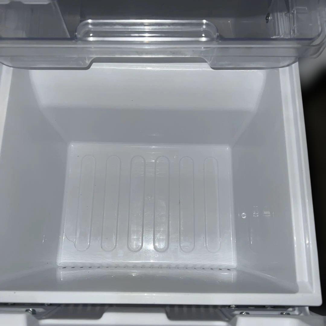 ⭐︎SHARP/シャープ/左右付け替え自在扉/冷蔵庫/ガラス製/プラズマクラスター