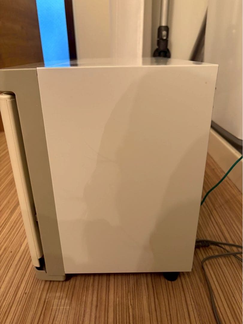 業務用タオルウォーマー ホワイト (前開き) 18L タオルスチーマー