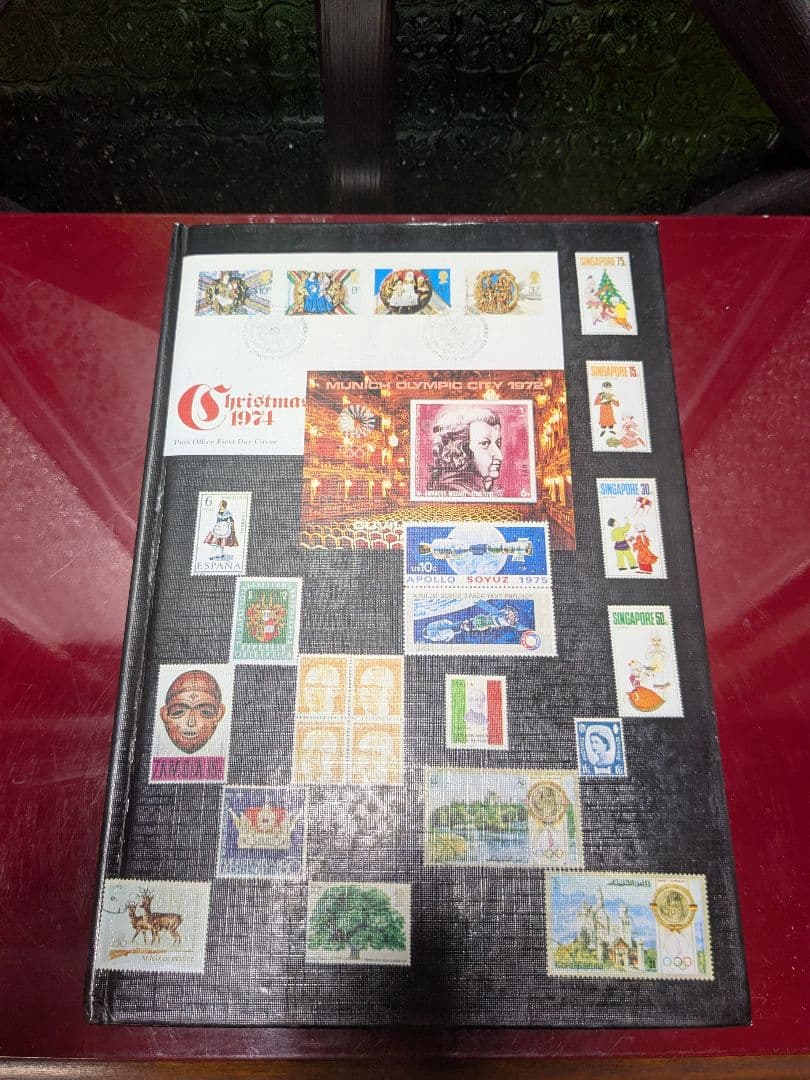 外国切手コレクションアルバム 約380枚 ペレ記念切手入り