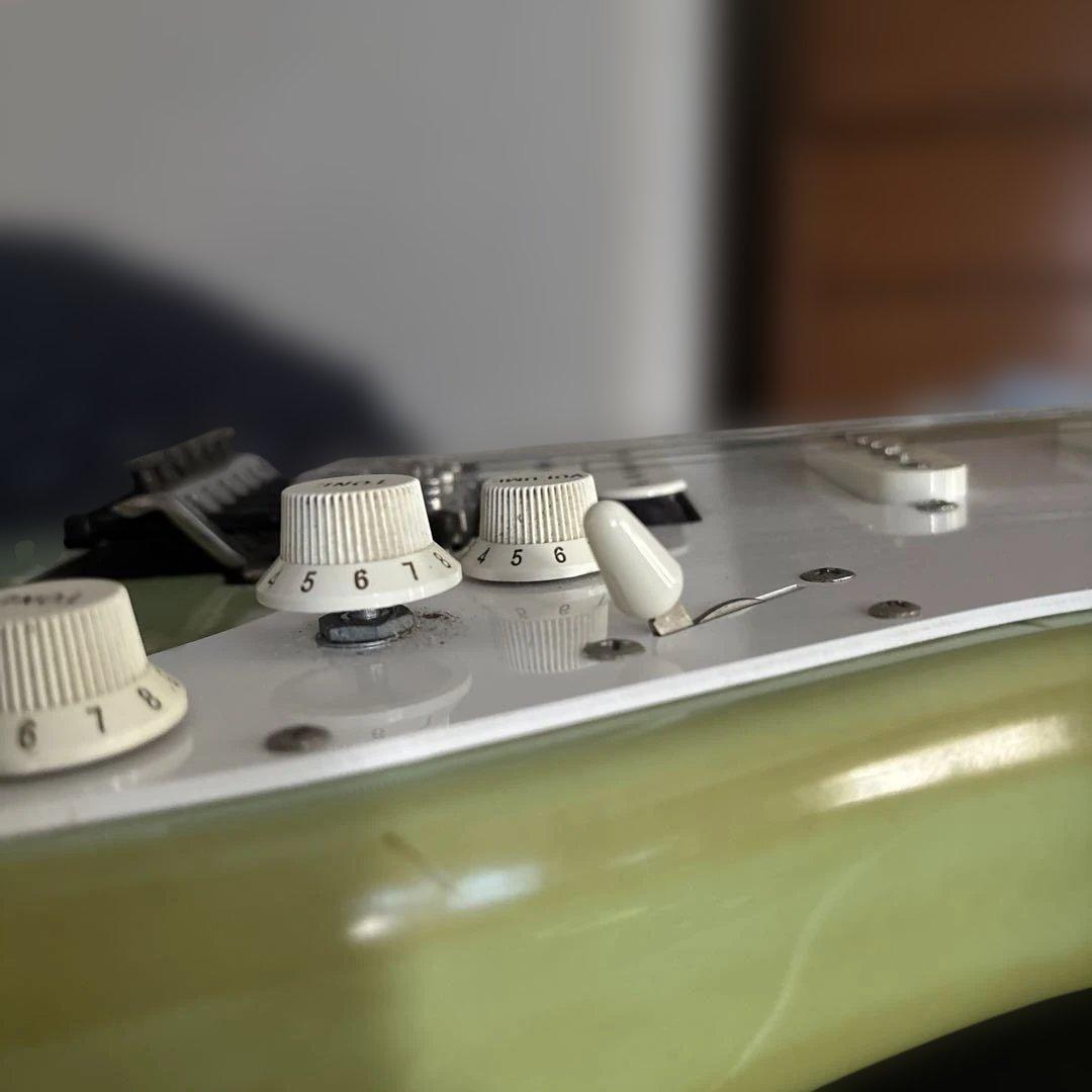 Fender JAPANストラトキャスター ＳＴＲ？フジゲン製ハードケース付き