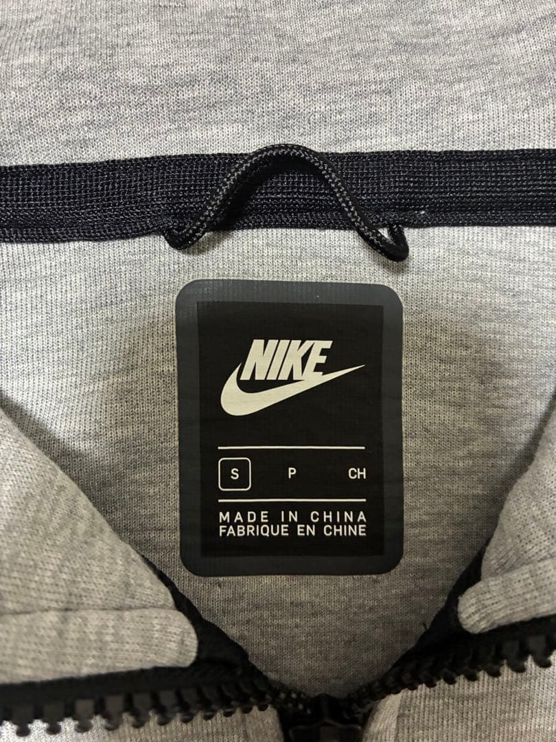 ナイキテックフリース　セットアップ　上下　グレー　サイズS 国内正規品