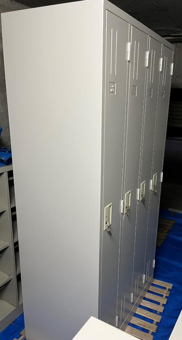 4人用オフィスロッカー　説明書　鍵×各2本付　最終お値下げ！