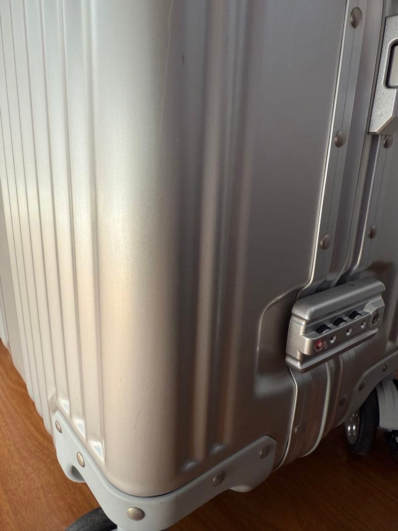 Mercedes-Benz キャリーケース　65リットル　新品　最安値