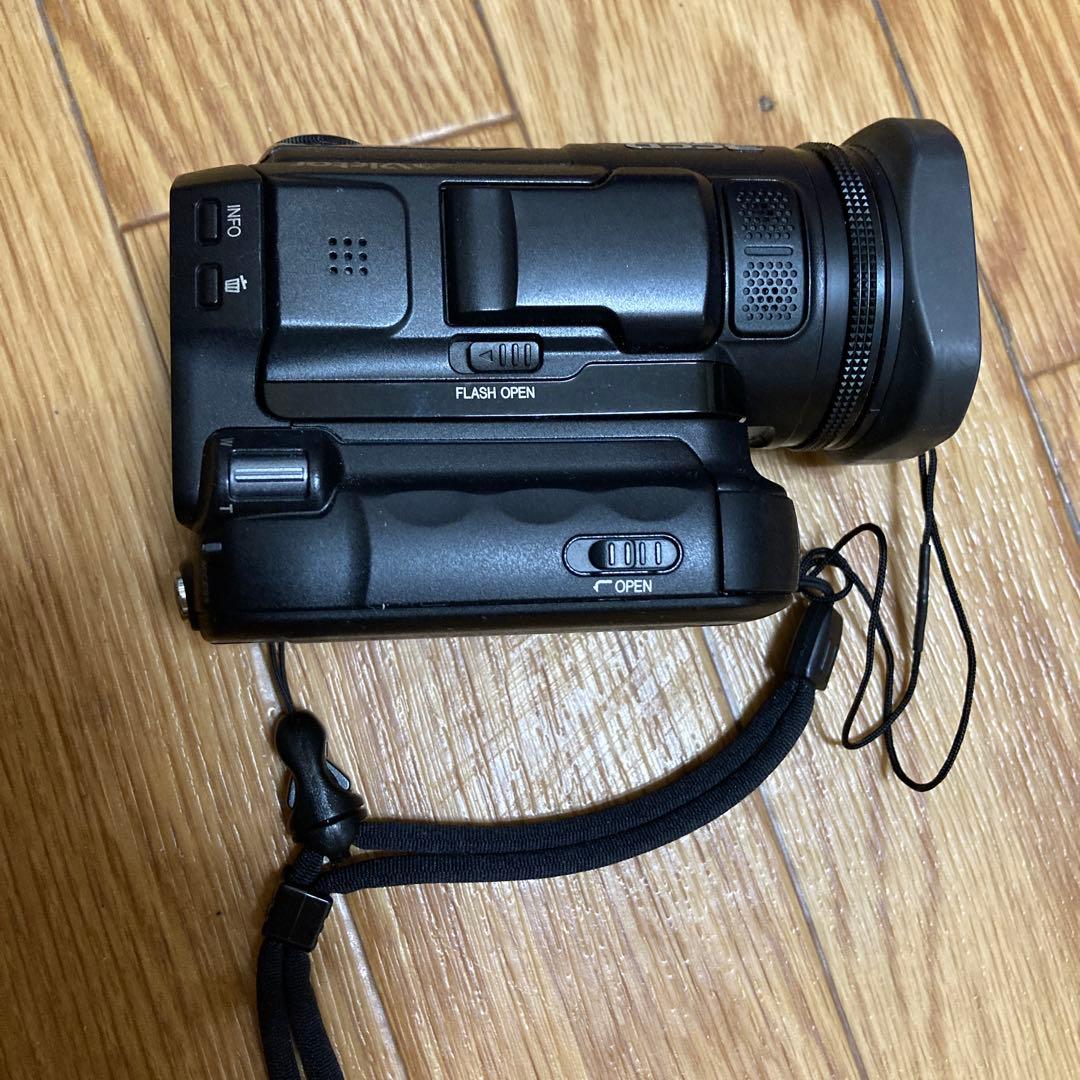 値下げ交渉可能♪人気♪ビデオカメラ【JVCケンウッド 日本ビクター】 HDD