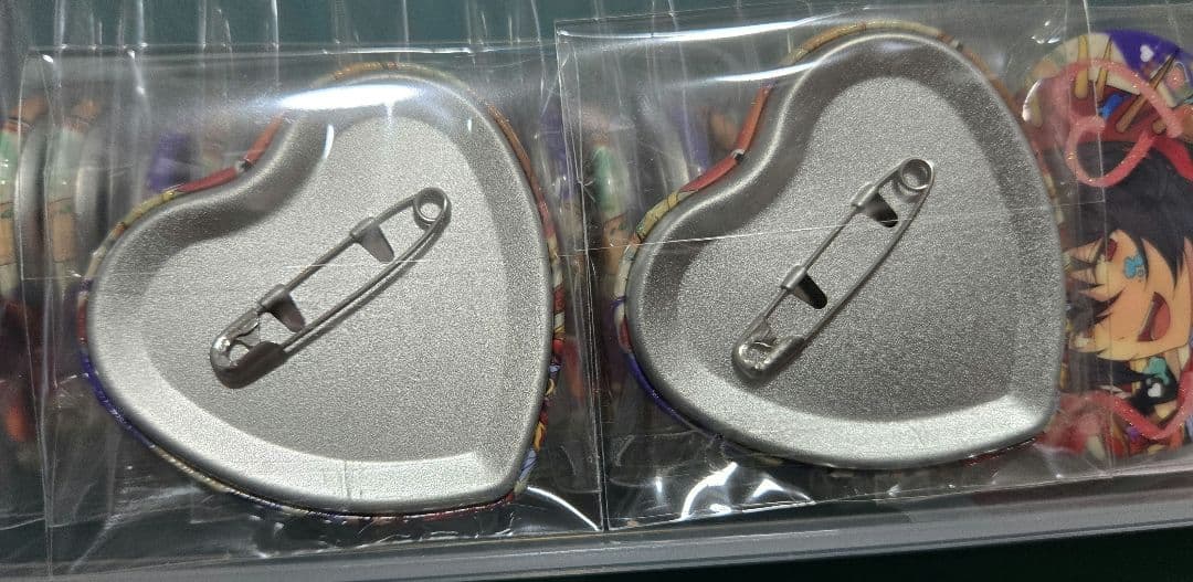 朔間凛月 あんスタ ホワイトデー ハート缶バッジ 25個セット