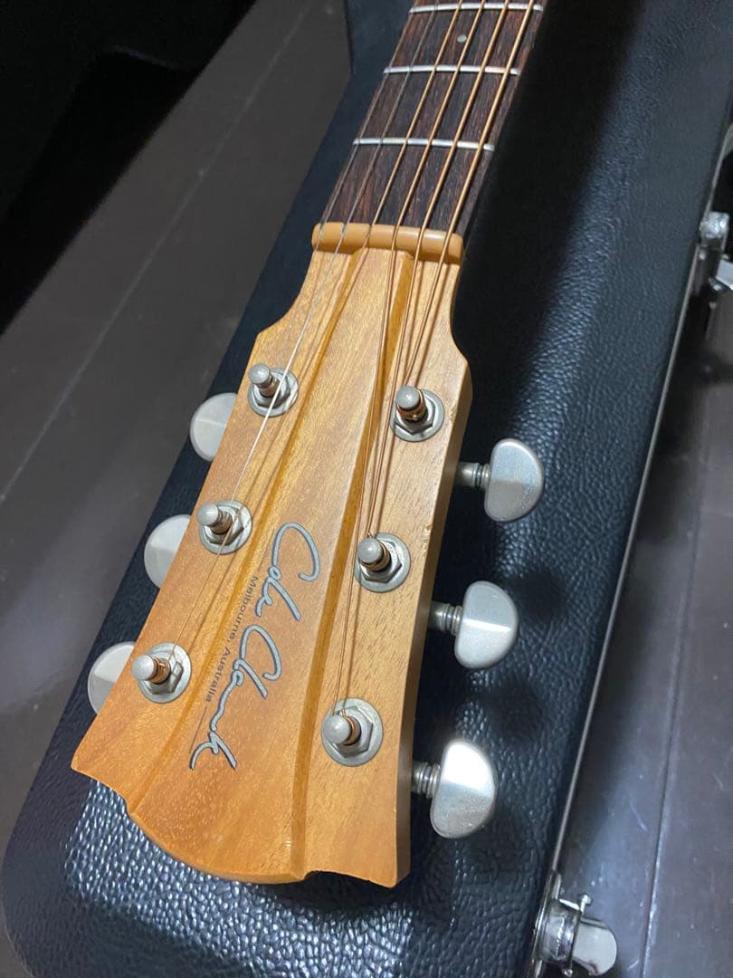 アコースティックギター　cole clark