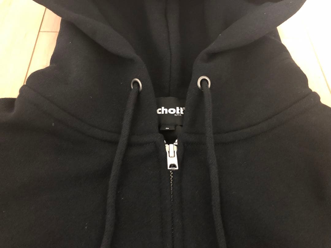 Schott（ショット）レディ ウィズ ドラゴン キルティング コンビ パーカー