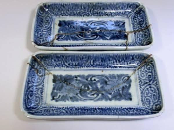 皿■伊万里染付蛸唐草牡丹紋長皿 富責長春 直し有り2客 時代物 骨董(江戸期)■