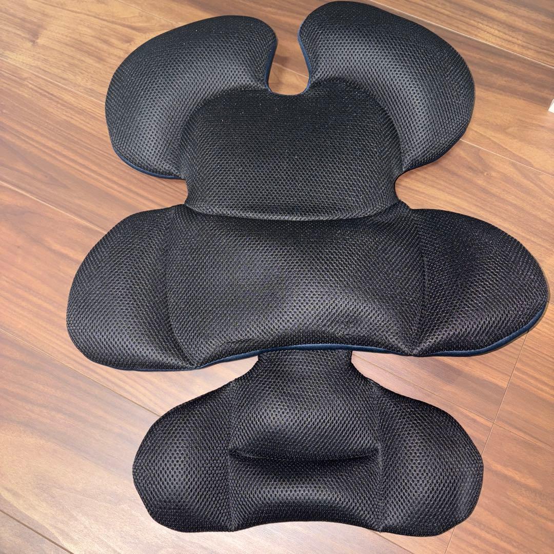 【美品】定期的に値下げ！Nebio 車用チャイルドシート ネイビー