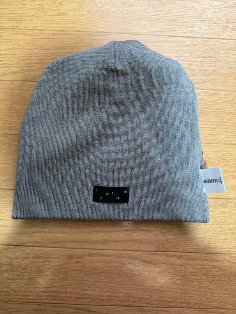 Venicew 目のデザイン ニット帽 黒 グレー