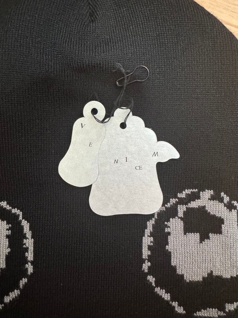 Venicew 目のデザイン ニット帽 黒 グレー