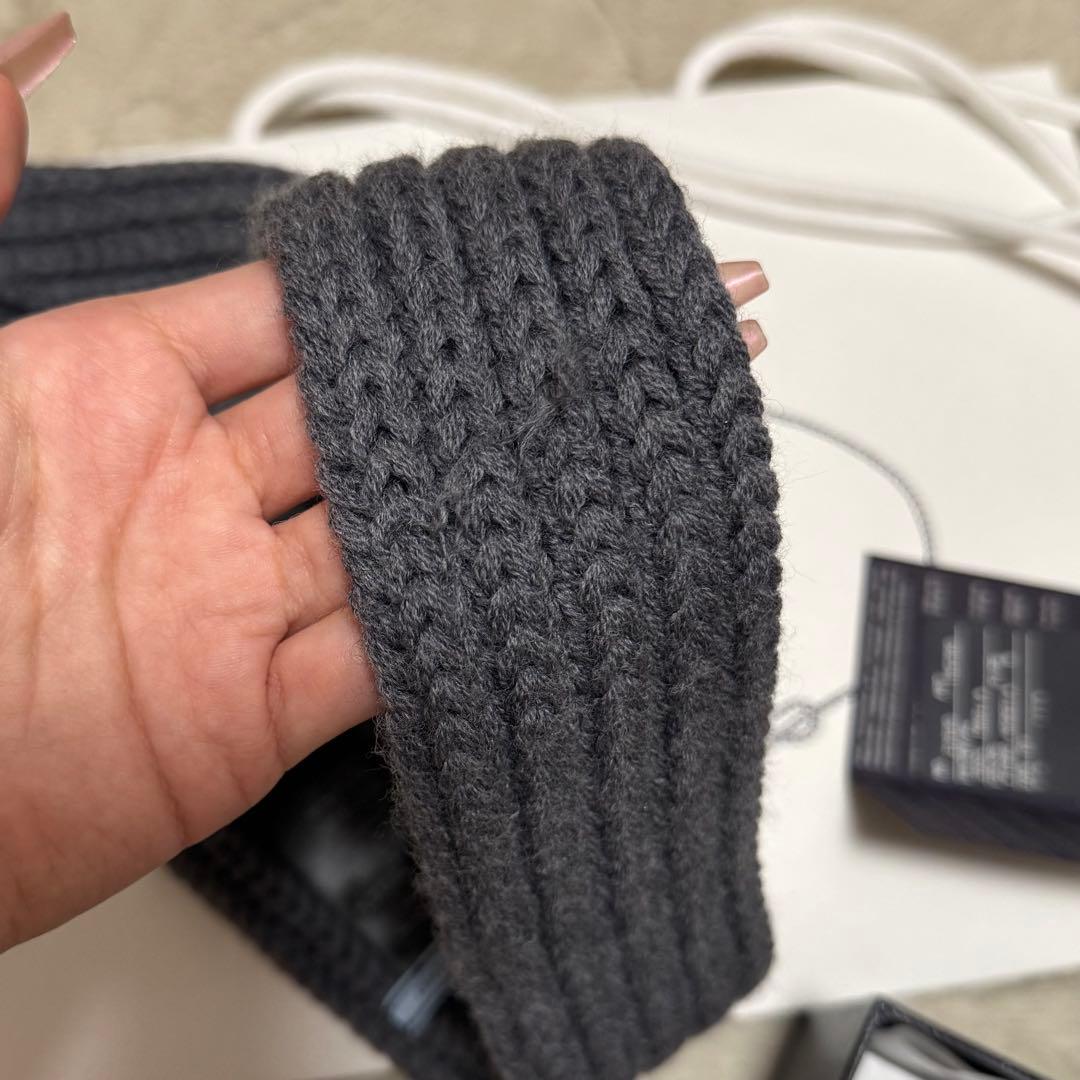 【たけ】PRADA ウール スカーフ マフラー グレー