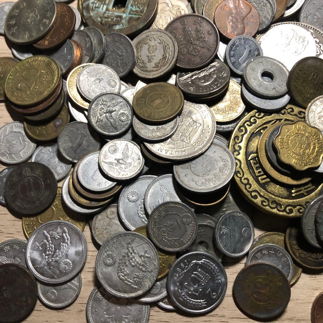 Zお宝探し！世界、日本古銭1KG 大量　一圓銀貨など　金貨銀貨 貴重