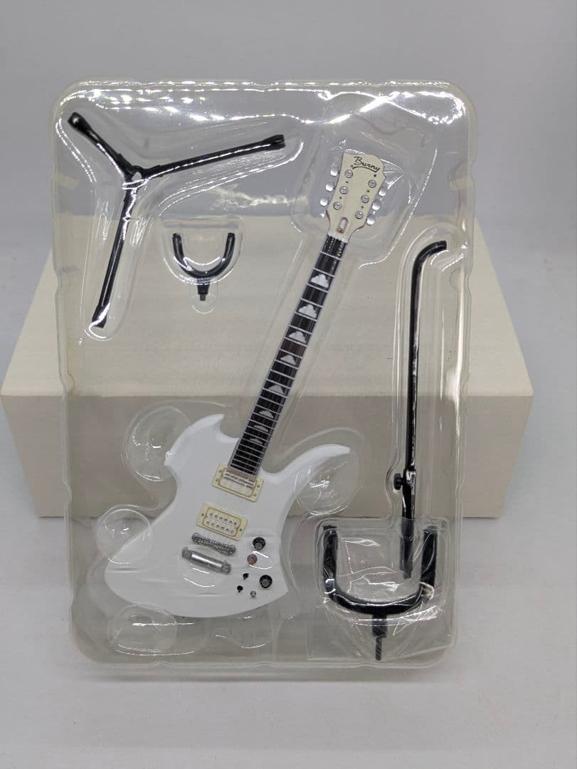 hide　ギターコレクション　イエローハート