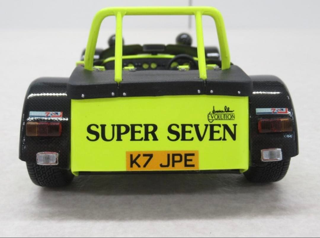 1/18 CATERHAM SUPER SEVEN ケータハム スーパーセブン