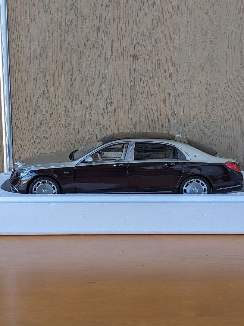 自動車 ALMOST REAL1/18 Mercedes-Maybach S-Class