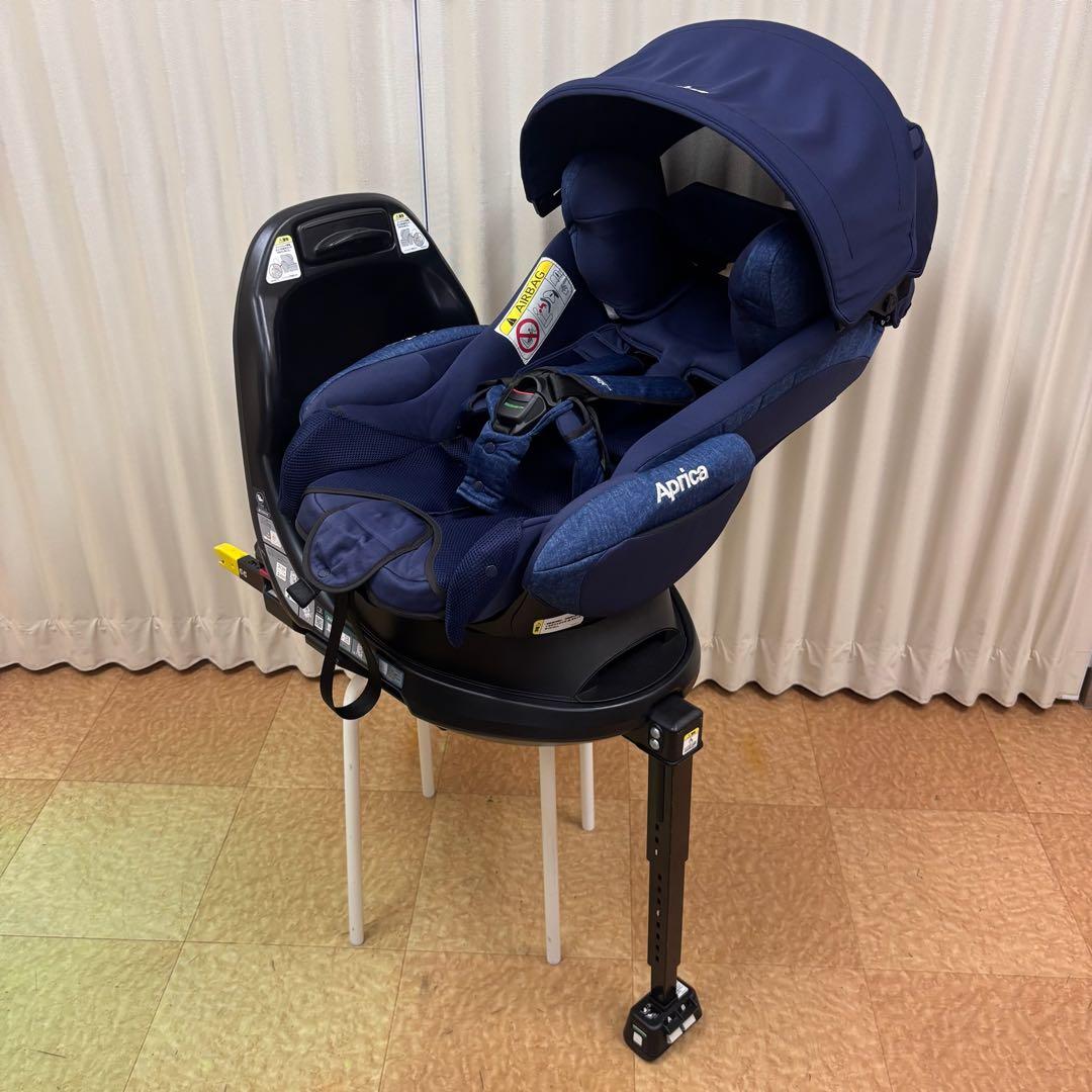 クリーニング済　☆綺麗☆　新生児　アップリカ　フラディアグロウ　ISOFIX　紺