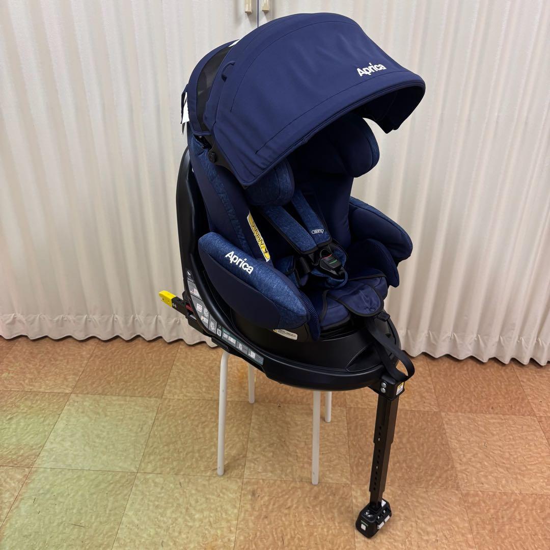 クリーニング済　☆綺麗☆　新生児　アップリカ　フラディアグロウ　ISOFIX　紺