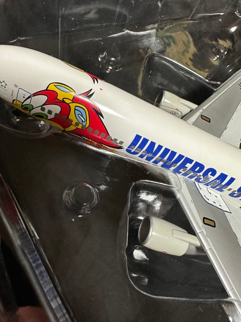 【新品未使用】　【レア】模型　ANA ボーイング767-300 USJ特別塗装