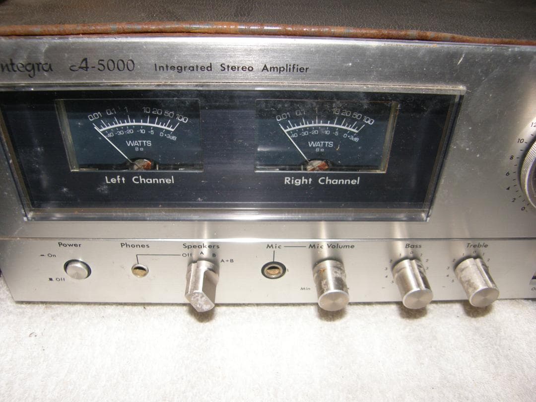 ＯＫＫＹＯアンプリファイヤーCA-5000中古動作品の出品です。