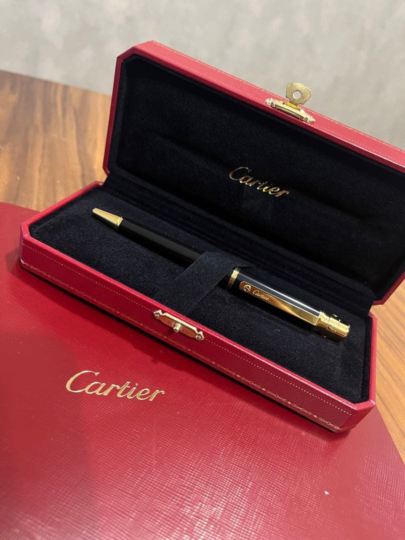 【新品未使用】Cartier ボールペン 本体 黒