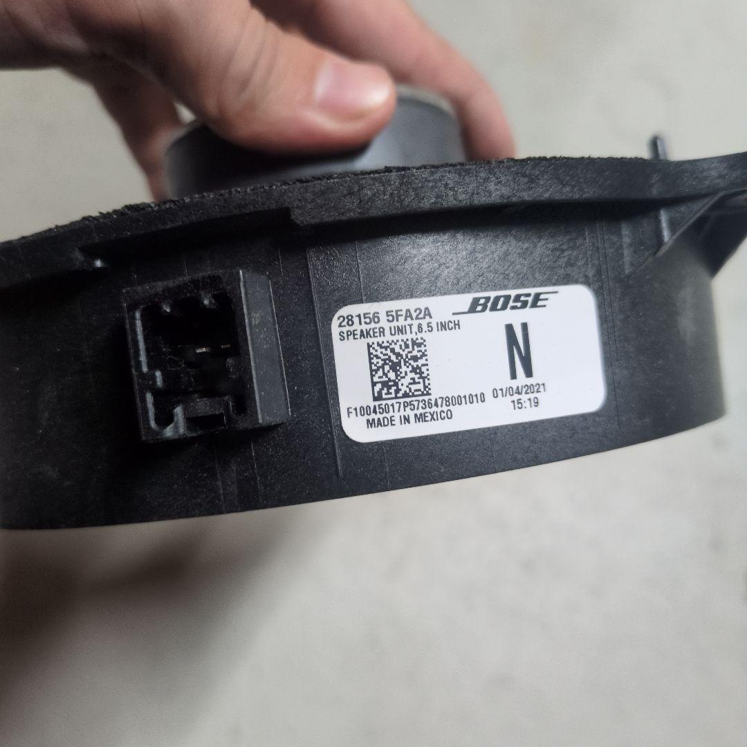 日産純正　BOSE BOSEスピーカー